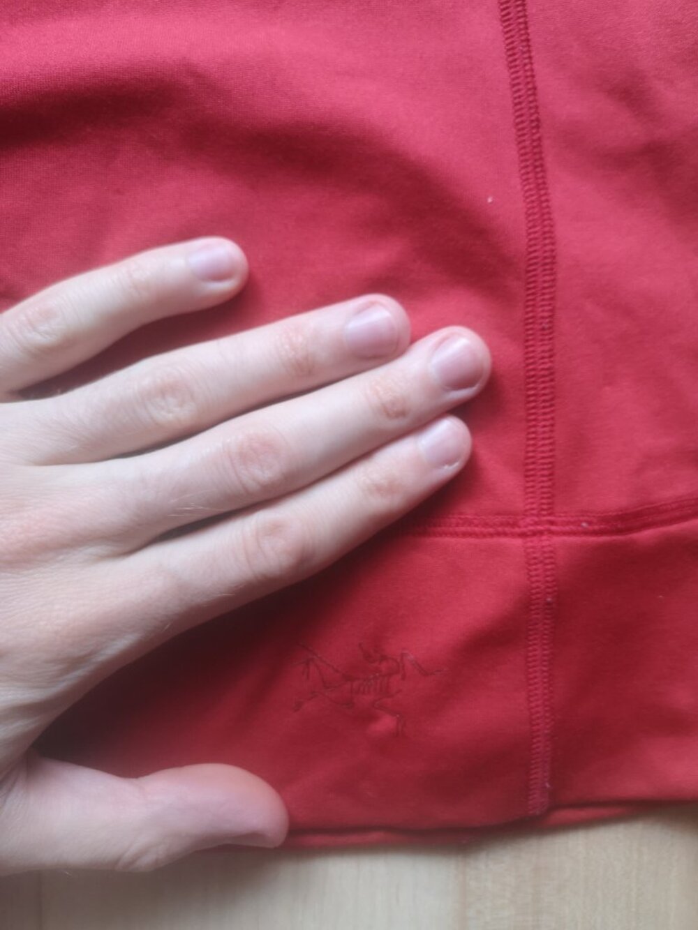 ARC Arc'teryx - Women's Long Sleeve Technical Sun Hoody - Red - Size Medium - Picture 3 of 11